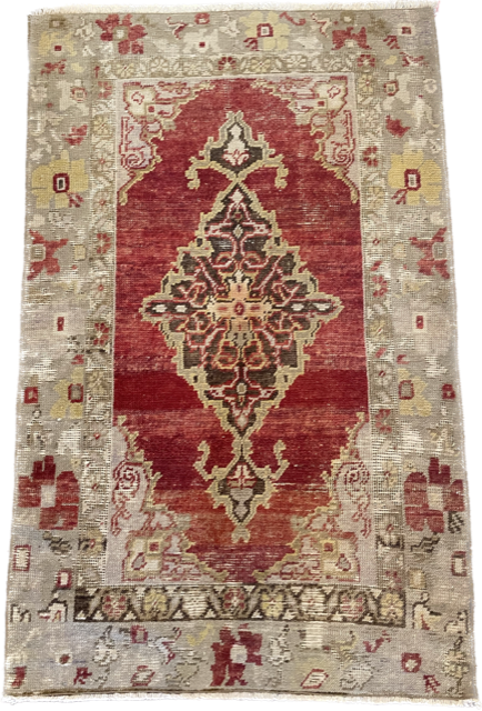 VINTAGE RUG - RED