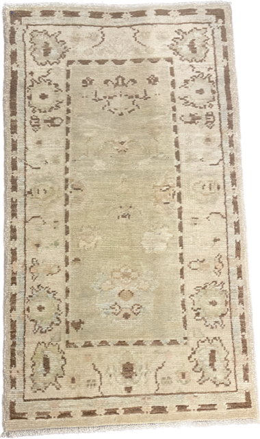 VINTAGE RUG - NEUTRAL